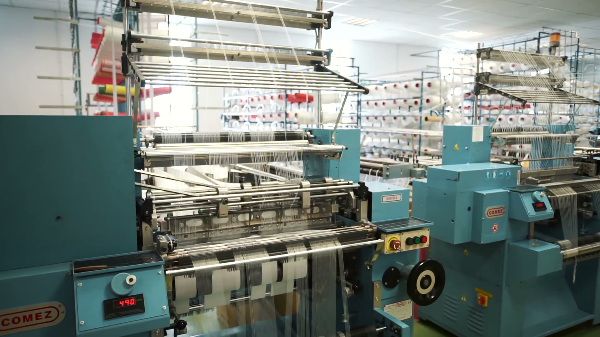 Herstellung von Textilien in der SPLOT Halle